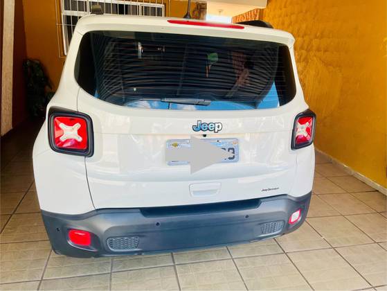 JEEP RENEGADE 1.8 16V FLEX 4P AUTOMÁTICO JEEP RENEGADE 1.8 16V FLEX 4P AUTOMÁTICO